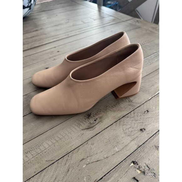 Jil Sander Nude Leather Pumps with Curved Heel Size 37.5 NWOB - Picture 2 of 10